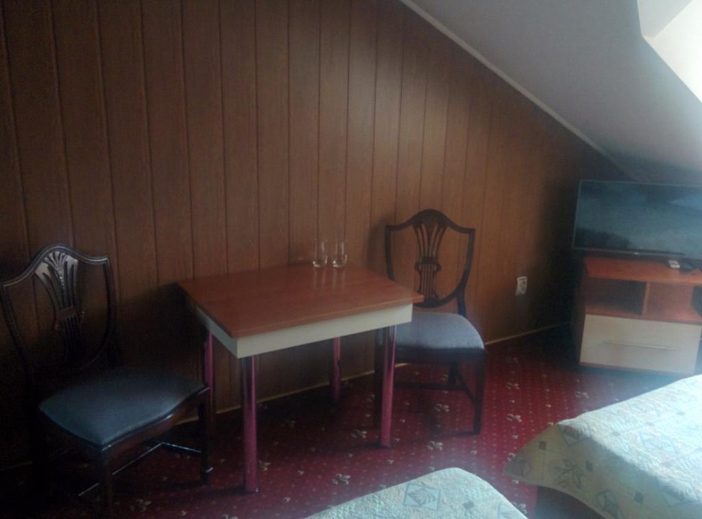 Kaiser Hotel Czerniowce Zewnętrze zdjęcie
